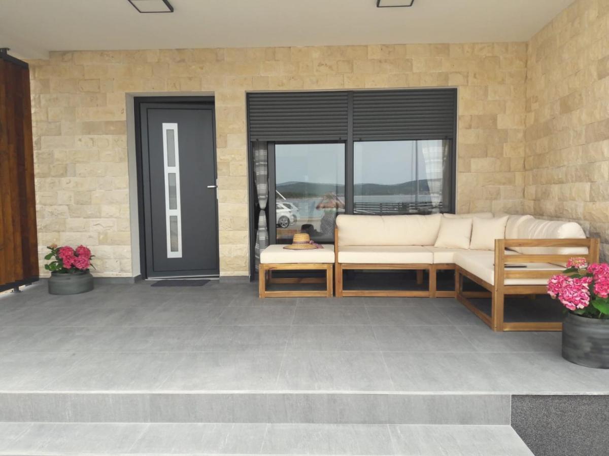Apartmani Zlata Sveti Filip i Jakov Exterior photo